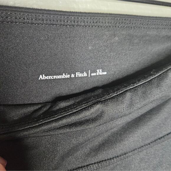Abercrombie and fitch black athletic shorts - Picture 2 of 6